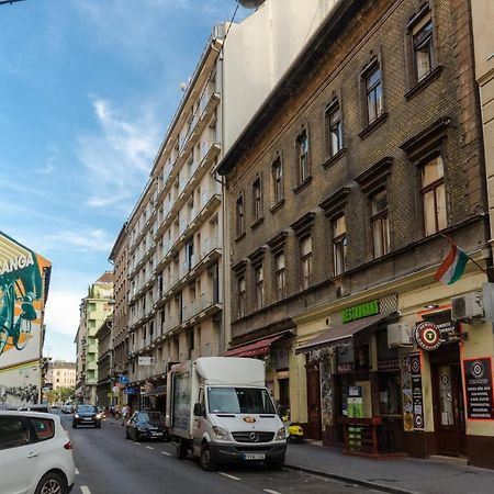 Apartment In City Centre A16 Budapeste Exterior foto